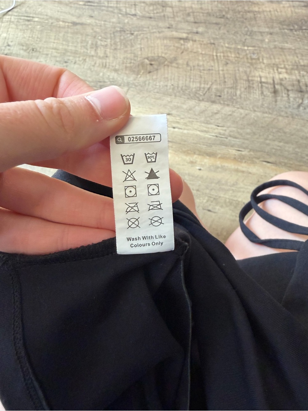 Halara Black Double Straps Cropped Yoga Tank Top - Picture 7 of 8
